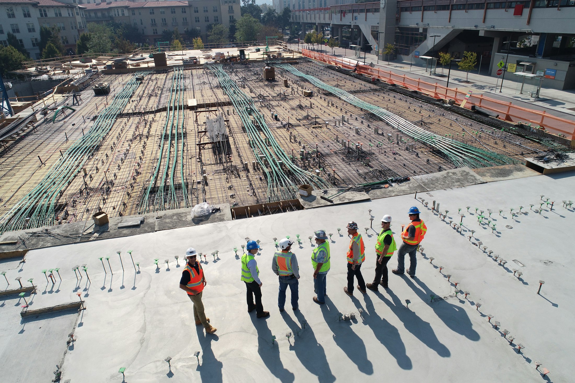 Vue aérienne d'un grand chantier de construction